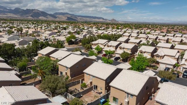 8009 Draco Circle 101, Las Vegas, NV 89128