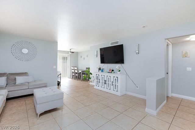 8009 Draco Circle 101, Las Vegas, NV 89128