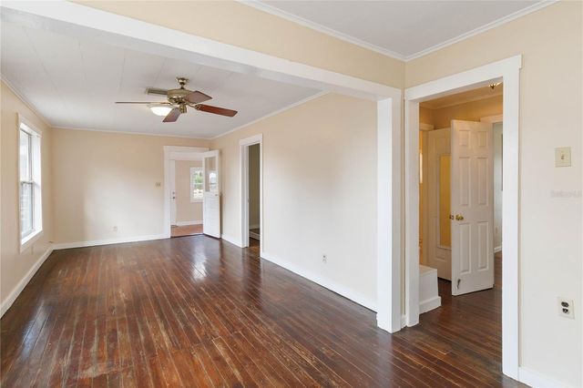 2121 10TH STREET, St Cloud, FL 34769