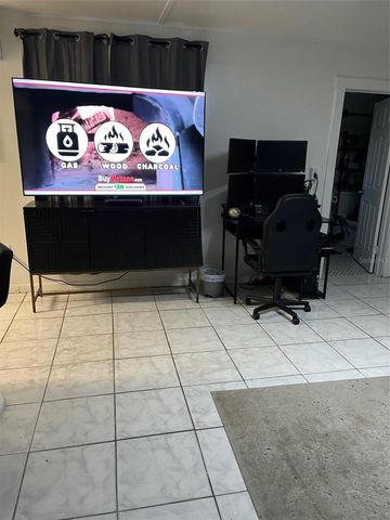 2121 10TH STREET, St Cloud, FL 34769