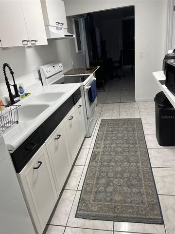 2121 10TH STREET, St Cloud, FL 34769