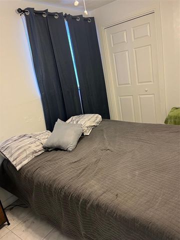 2121 10TH STREET, St Cloud, FL 34769