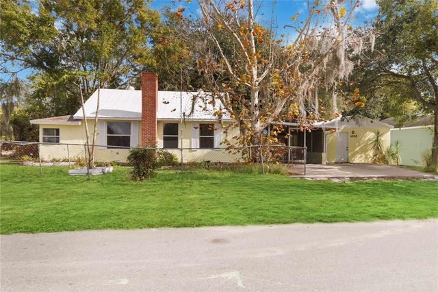 2121 10TH STREET, St Cloud, FL 34769