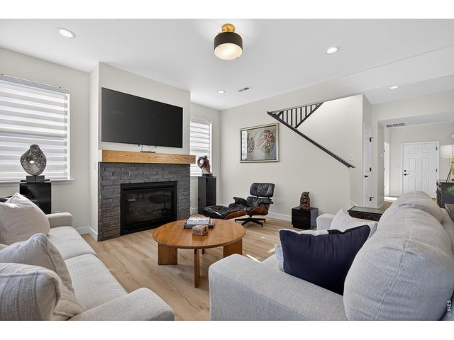 390 Kansas Ave, Berthoud, CO 80513