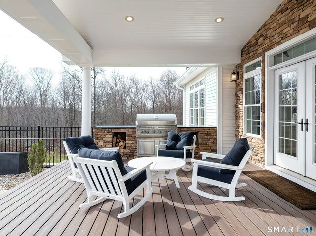 42 Starr Lane, Bethel, CT 06801