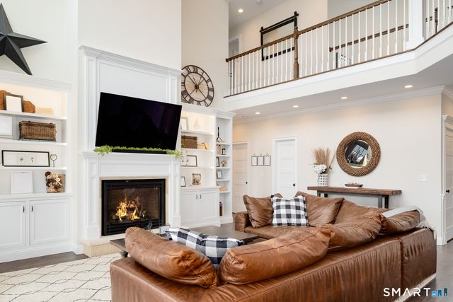 42 Starr Lane, Bethel, CT 06801