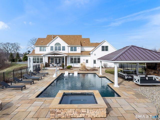 42 Starr Lane, Bethel, CT 06801