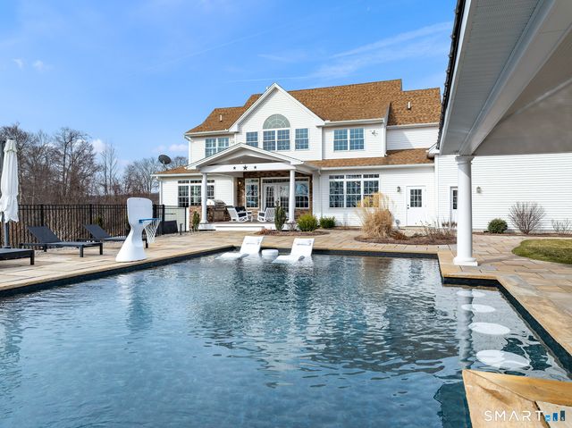 42 Starr Lane, Bethel, CT 06801