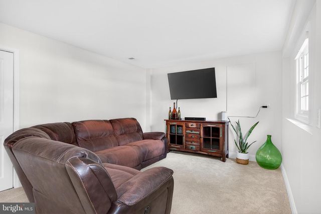 939 SHORE ACRES RD, Arnold, MD 21012