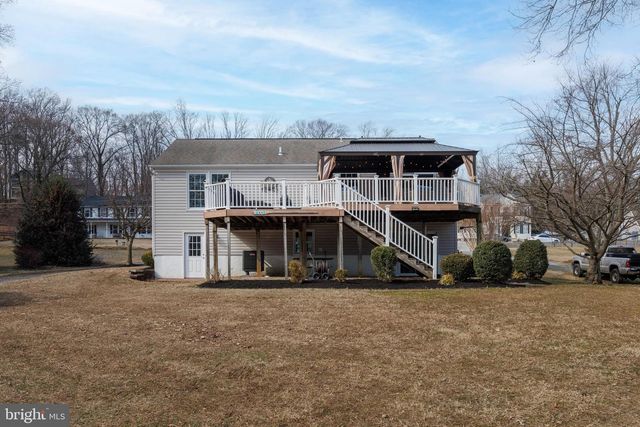 939 SHORE ACRES RD, Arnold, MD 21012