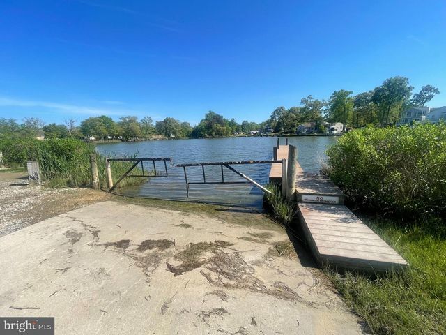 939 SHORE ACRES RD, Arnold, MD 21012
