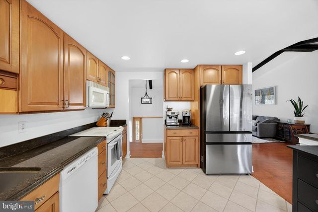 939 SHORE ACRES RD, Arnold, MD 21012