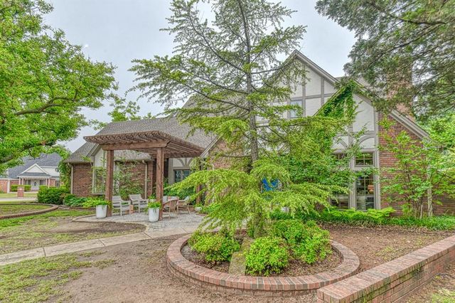 3800 Evesham Court, Norman, OK 73072