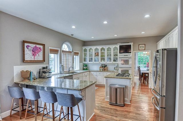 3800 Evesham Court, Norman, OK 73072