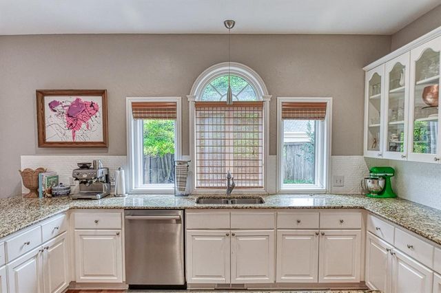 3800 Evesham Court, Norman, OK 73072