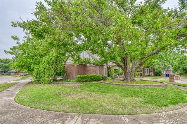 3800 Evesham Court, Norman, OK 73072