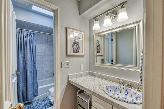 3800 Evesham Court, Norman, OK 73072