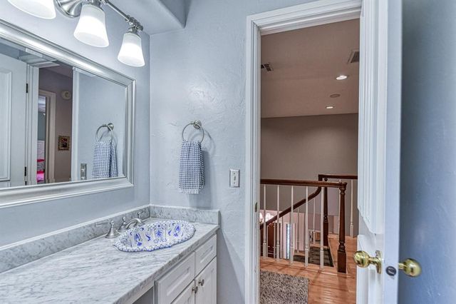 3800 Evesham Court, Norman, OK 73072