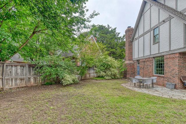 3800 Evesham Court, Norman, OK 73072