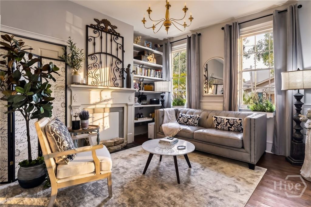 509 E Jones Street, Savannah, GA 31401