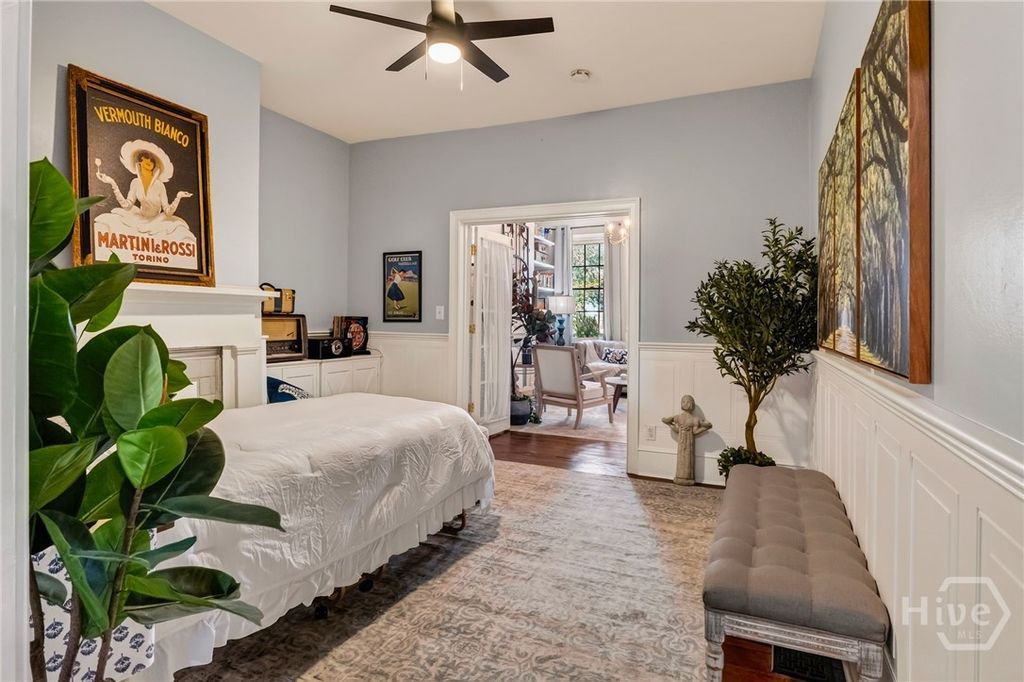 Image 34 of property listing at 509 E Jones Street, Savannah, GA 31401