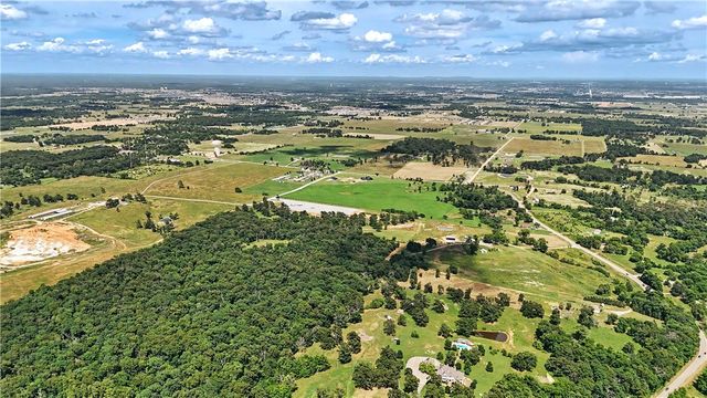 14500 Highway 102, Gravette, AR 72736