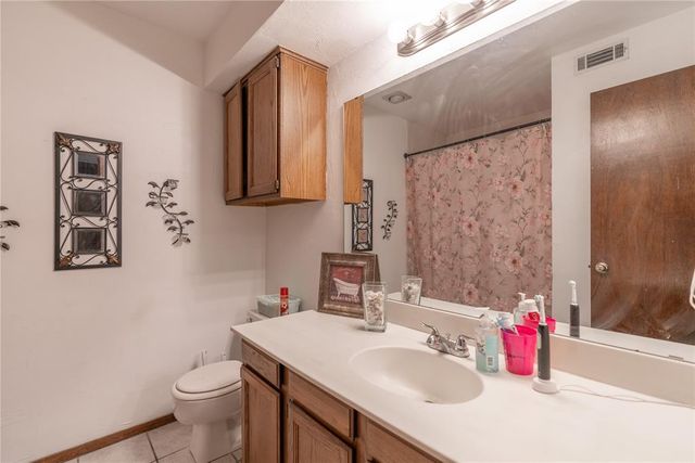 4400 N Hemingway Drive 134, Oklahoma City, OK 73118