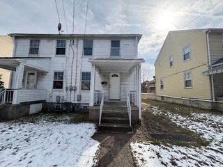 618 Farnsworth Ave, Clairton, PA 15025