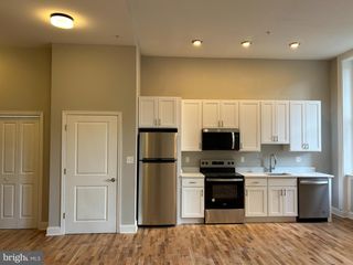 100 W LEXINGTON ST #202, Baltimore, MD 21201