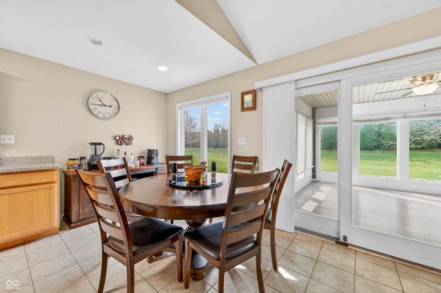 5147 E Hyde Court, Columbus, IN 47203