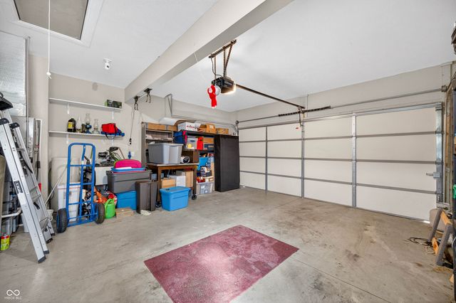 5147 E Hyde Court, Columbus, IN 47203