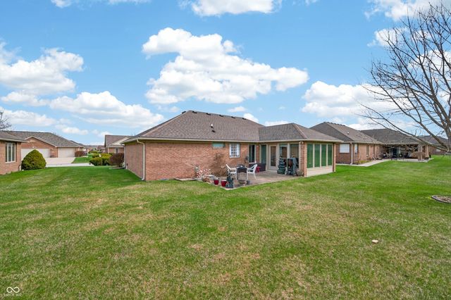 5147 E Hyde Court, Columbus, IN 47203