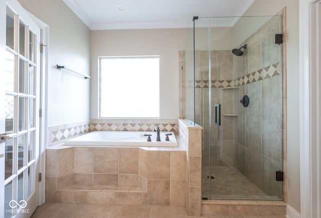 13722 Diving Hawk Crossing, Fishers, IN 46055