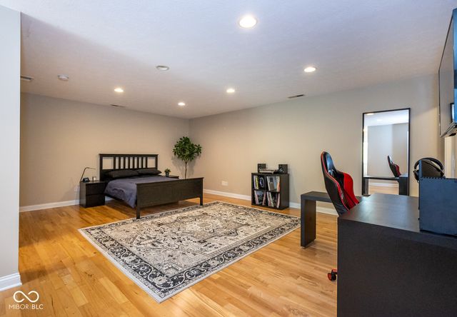 13722 Diving Hawk Crossing, Fishers, IN 46055