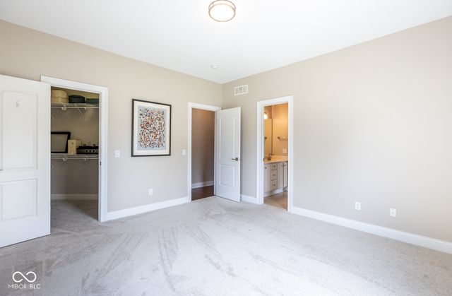 13722 Diving Hawk Crossing, Fishers, IN 46055