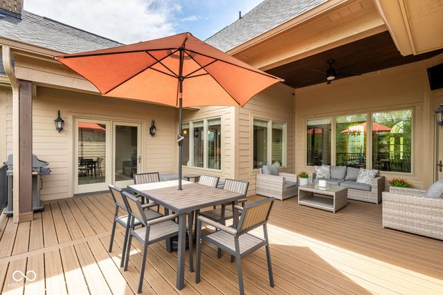 13722 Diving Hawk Crossing, Fishers, IN 46055