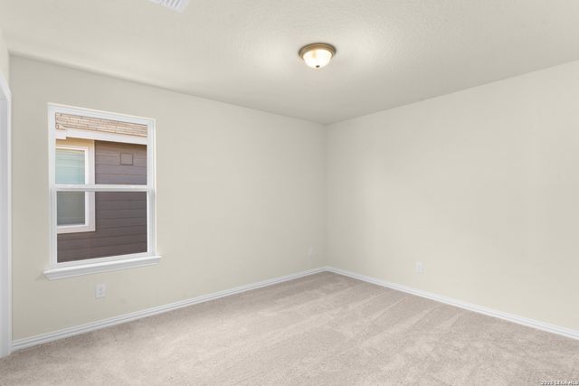 890 Farmhouse Trail, New Braunfels, TX 78130