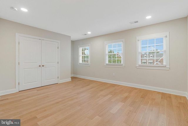 1350 SHERIDAN ST NW, Washington, DC 20011