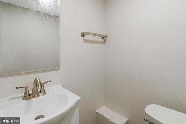 1350 SHERIDAN ST NW, Washington, DC 20011