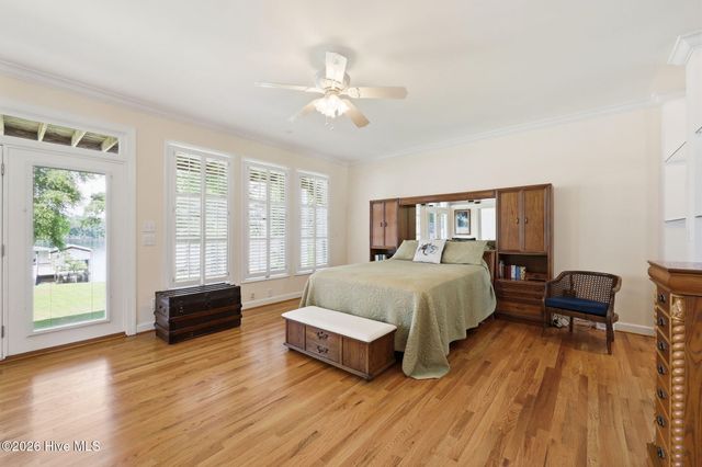 121 Sabre Point Drive, Bath, NC 27808