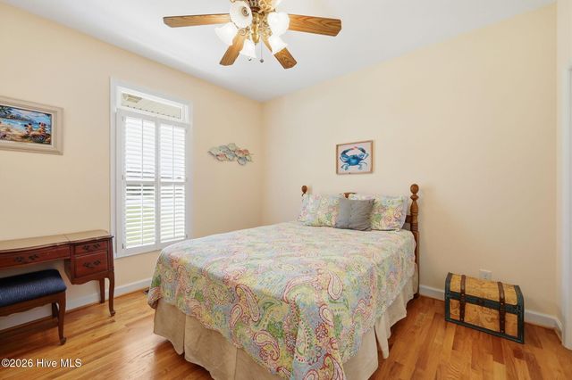 121 Sabre Point Drive, Bath, NC 27808