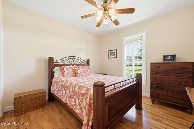 121 Sabre Point Drive, Bath, NC 27808