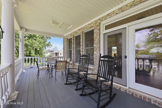 121 Sabre Point Drive, Bath, NC 27808