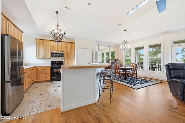 121 Sabre Point Drive, Bath, NC 27808