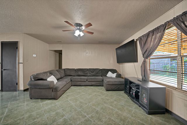 6621 Perdido Drive, Watauga, TX 76148