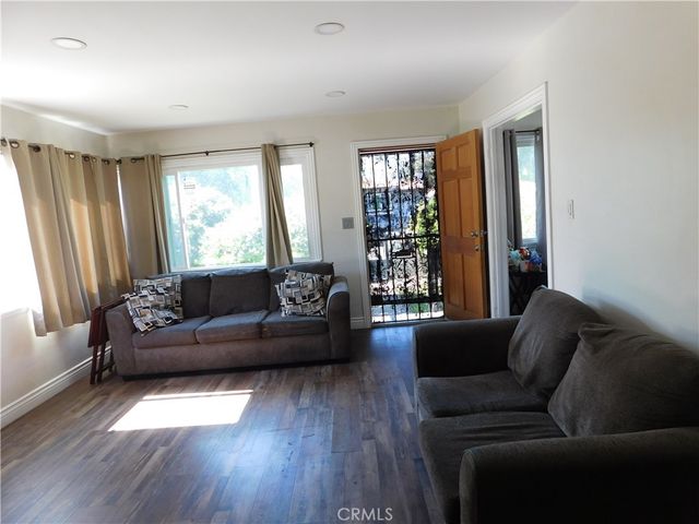 806 E 103rd Place Place, Los Angeles, CA 90002