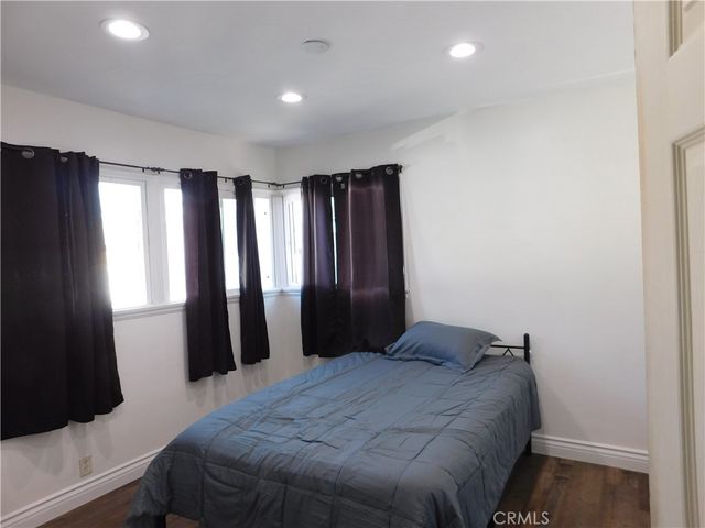 806 E 103rd Place Place, Los Angeles, CA 90002