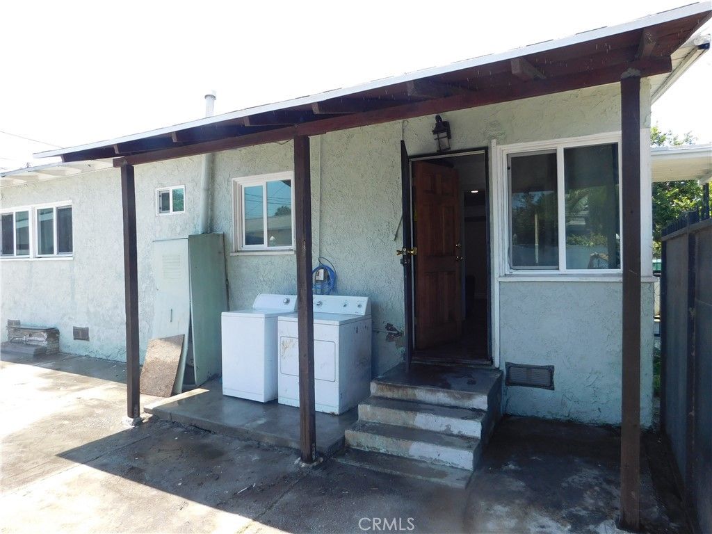 806 E 103rd Place Place, Los Angeles, CA 90002