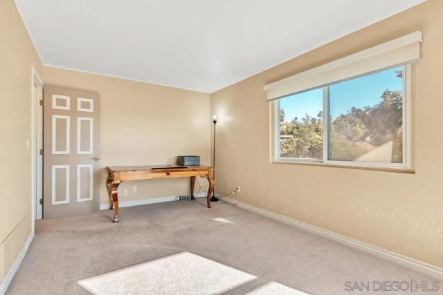 7861 Cimarron Ln, La Mesa, CA 91942