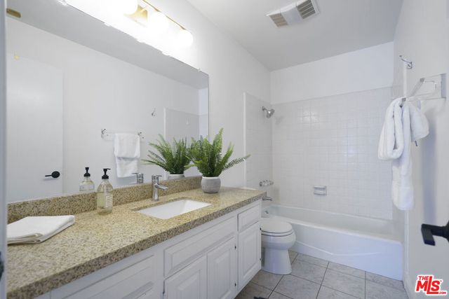 7618 Maynard Avenue, West Hills, CA 91304